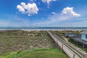 226 Sf 2nd Floor 3 Bedroom Townhouse by RedAwning