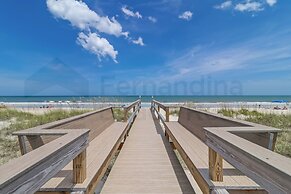 226 Sf 2nd Floor 3 Bedroom Townhouse by RedAwning