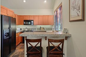 Enchantment At Eagle Crest 2 Bedroom Townhouse by RedAwning