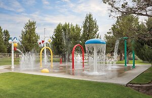 Enchantment At Eagle Crest 2 Bedroom Townhouse by RedAwning