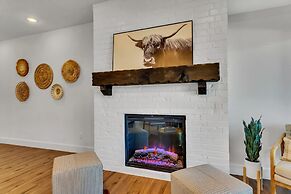 Chateau Royale 5 Bedroom Home by RedAwning