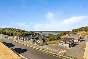 Chateau Royale 5 Bedroom Home by RedAwning