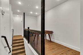 Chateau Royale 5 Bedroom Home by RedAwning