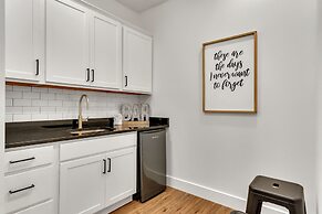 Chateau Royale 5 Bedroom Home by RedAwning