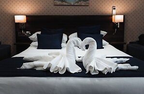 Kings Croft Hotel