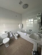 Kings Croft Hotel
