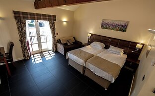Kings Croft Hotel