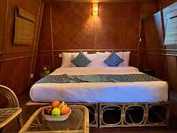 Adrak Mountain Mist Forest Resort