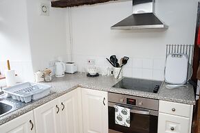 Historic 2bed - Traditional Countryside Retreat