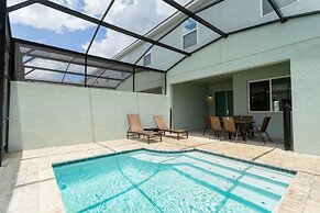 1798 TP - 4BR Luxury Solara Retreat Pool Disney
