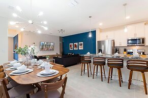 1798 TP - 4BR Luxury Solara Retreat Pool Disney