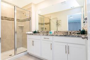 1798 TP - 4BR Luxury Solara Retreat Pool Disney