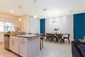 1798 TP - 4BR Luxury Solara Retreat Pool Disney