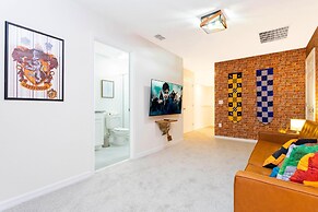 1798 TP - 4BR Luxury Solara Retreat Pool Disney