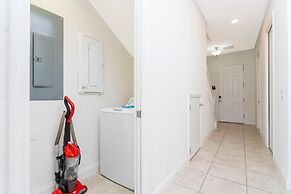 162 CD - 4-bed Retreat: Pool & Disney Magic