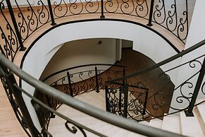 Basa Boutique Hotel