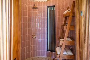 Suitree Experience Hotel