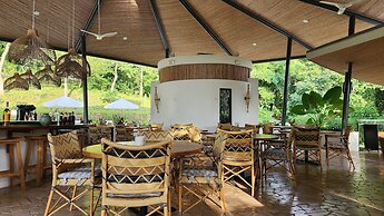 Suitree Experience Hotel