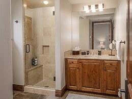 Cascade Village Condo