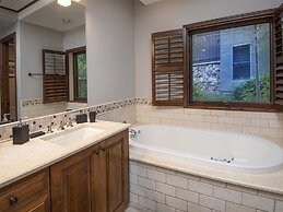 Cascade Village Condo