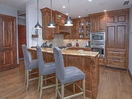 Cascade Village Condo