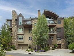 Cascade Village Condo