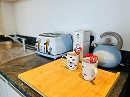 Cosy Studio Apartment - Chavasse Apartments