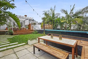 Tropical Paradise -Pool - Spa - Spacious