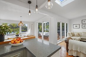 Tropical Paradise -Pool - Spa - Spacious