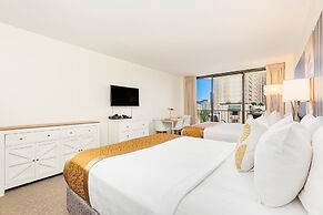 Castle at Palms at Waikīkī