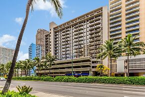 Castle at Palms at Waikīkī