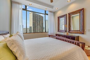 Castle at Palms at Waikīkī