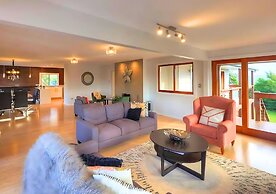 Whalers Watch Luxury Home