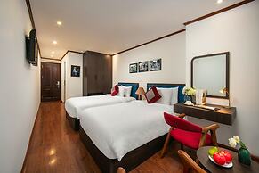 Silk Flower Hotel & Spa