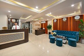 Silk Flower Hotel & Spa