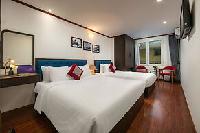 Silk Flower Hotel & Spa