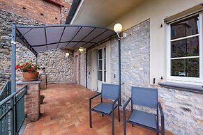 Casabella With Garden
