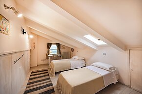 Casabella With Garden