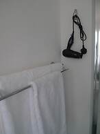 Whole Apartment With Balcony, Breakfast & Parking