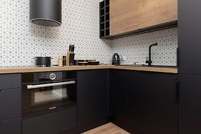 Warsaw Aleja Solidarności by Renters