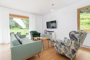 Beautiful House Korzkiew by Renters