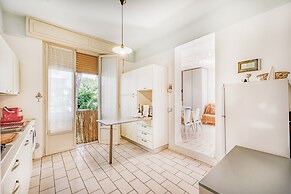 Terrazza Abele 300m From The Beach