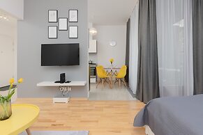 Studio Warsaw Kolejowa by Renters