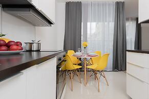 Studio Warsaw Kolejowa by Renters