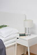 Studio Warsaw Kolejowa by Renters