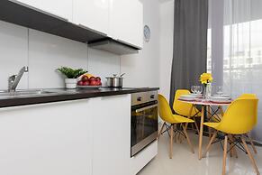 Studio Warsaw Kolejowa by Renters