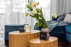 Lake Club Apartments - LoftAffair