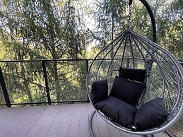 Lake Club Apartments - LoftAffair