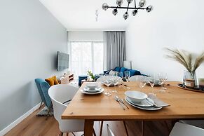 Lake Club Apartments - LoftAffair