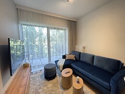 Lake Club Apartments - LoftAffair